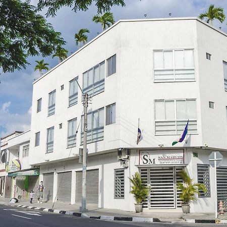 Apartasuites San Marcos Cali Zewnętrze zdjęcie