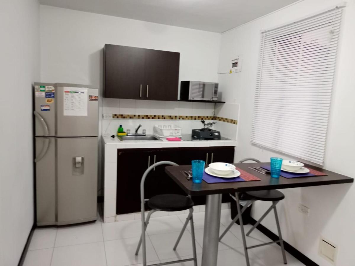 Apartasuites San Marcos Cali Zewnętrze zdjęcie