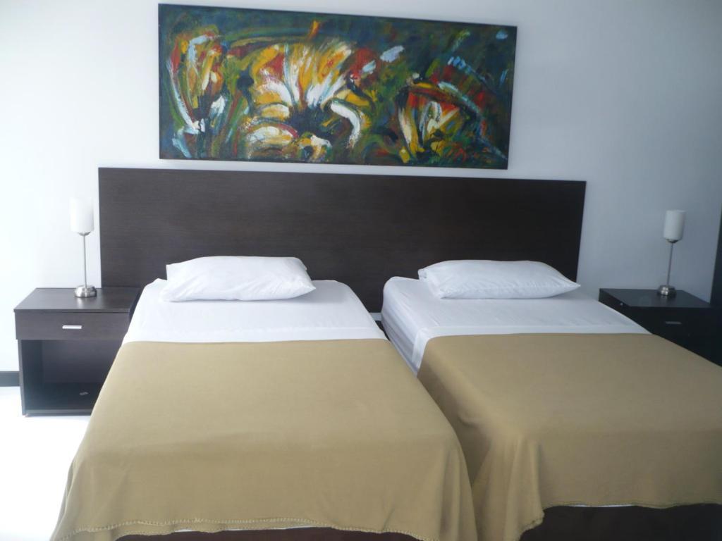 Apartasuites San Marcos Cali Pokój zdjęcie