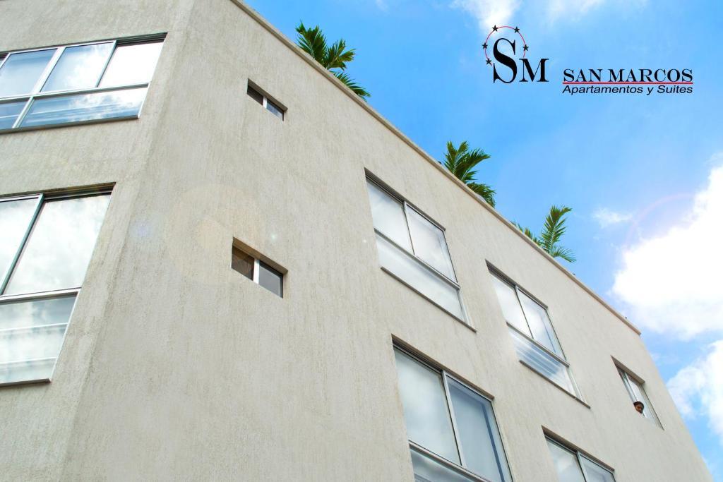 Apartasuites San Marcos Cali Zewnętrze zdjęcie